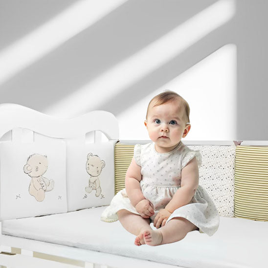 tour-de-lit-bebe-blanc-ourson